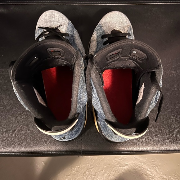 2019 Nike Air Jordan Retro 6 Washed Denim Sz 10.5 Men’s CT5350-401 - Picture 7 of 9